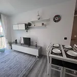 Mariposa Apartment
